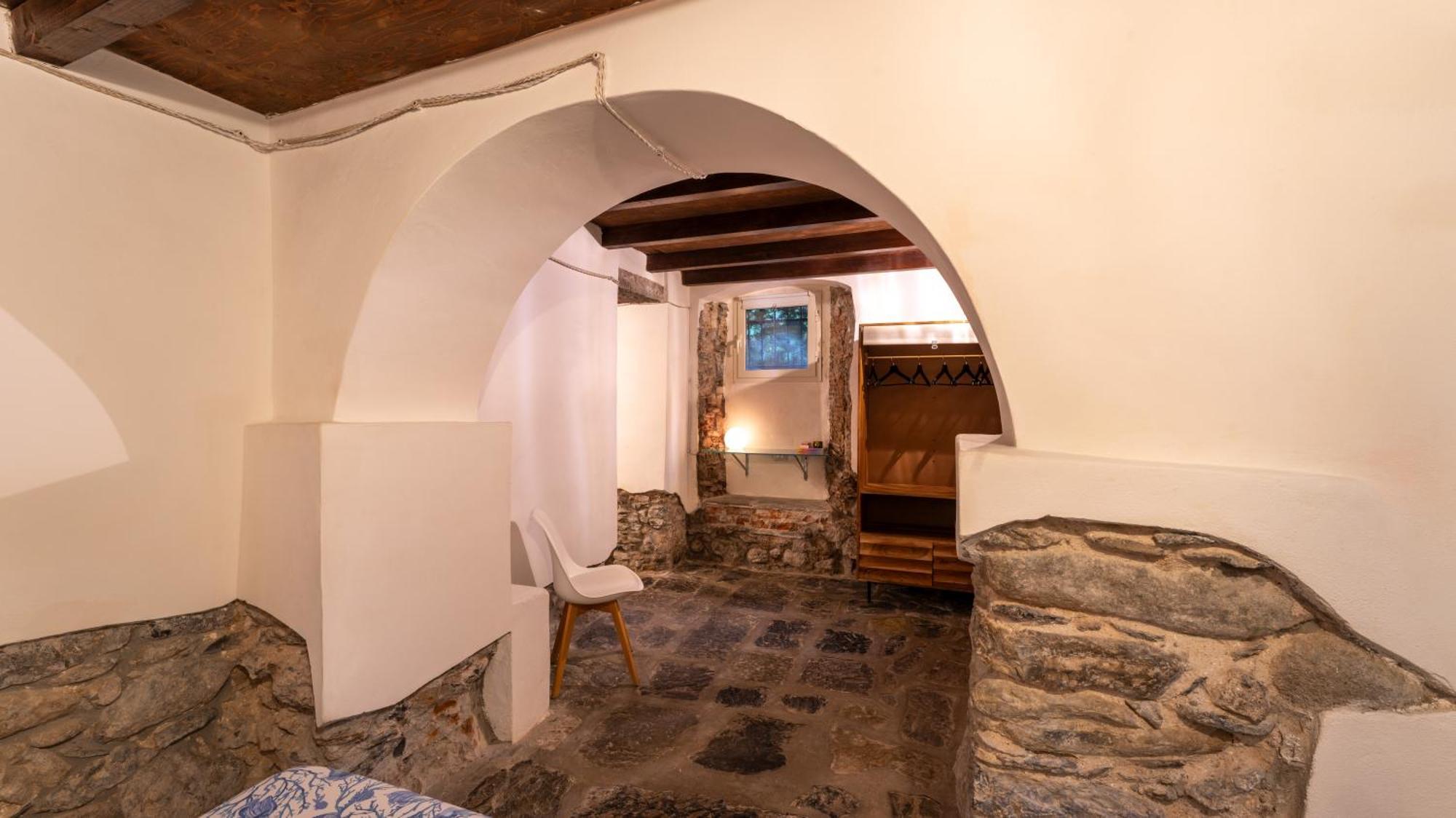 Bed and Breakfast La Casa Delle Pietre Parlanti - Casa In Pietra Ai Piedi Del Parco Delle 5 Terre Biassa Exteriér fotografie